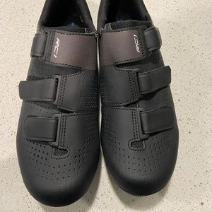 Bike Shoes with Clips